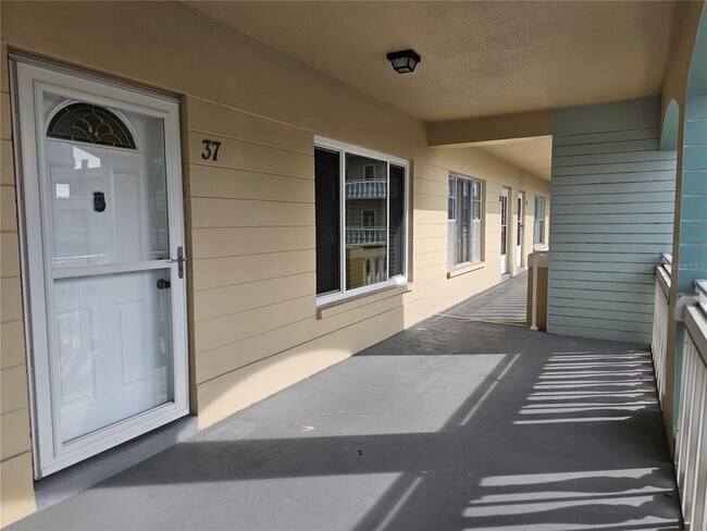 Building Photo - 2331 Finlandia Ln