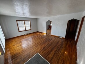 Building Photo - 18150 N Spencer Rd