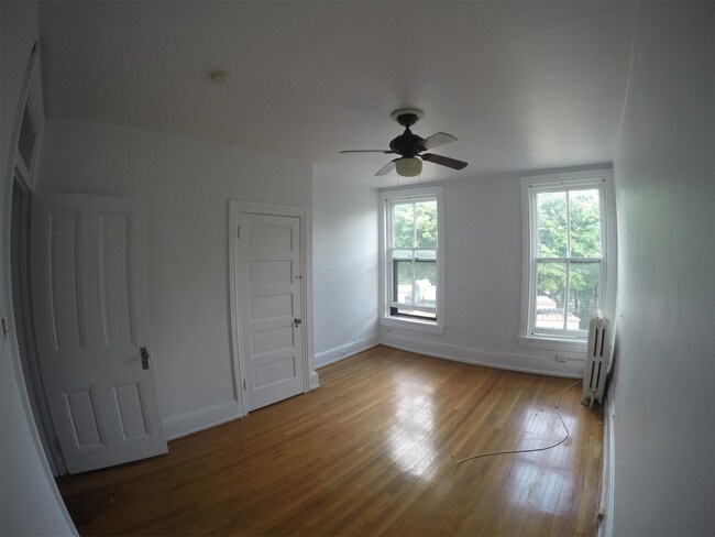 Building Photo - 164 W Baltimore Ave