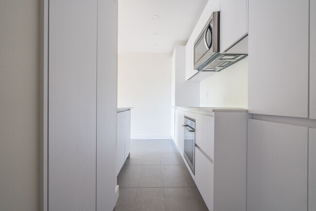 Building Photo - 111 Lawton Blvd