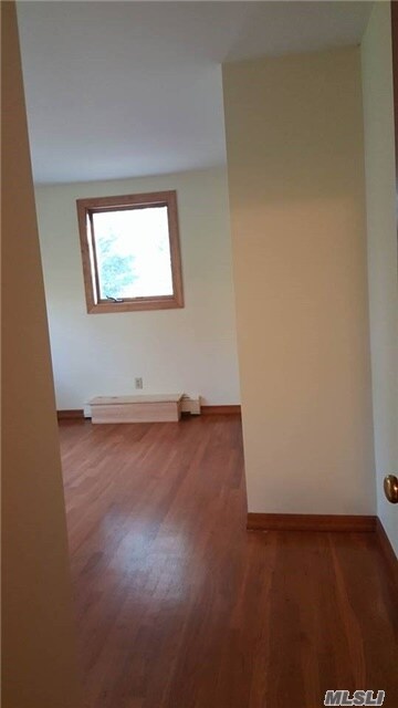 Building Photo - 221 Bayview Ave