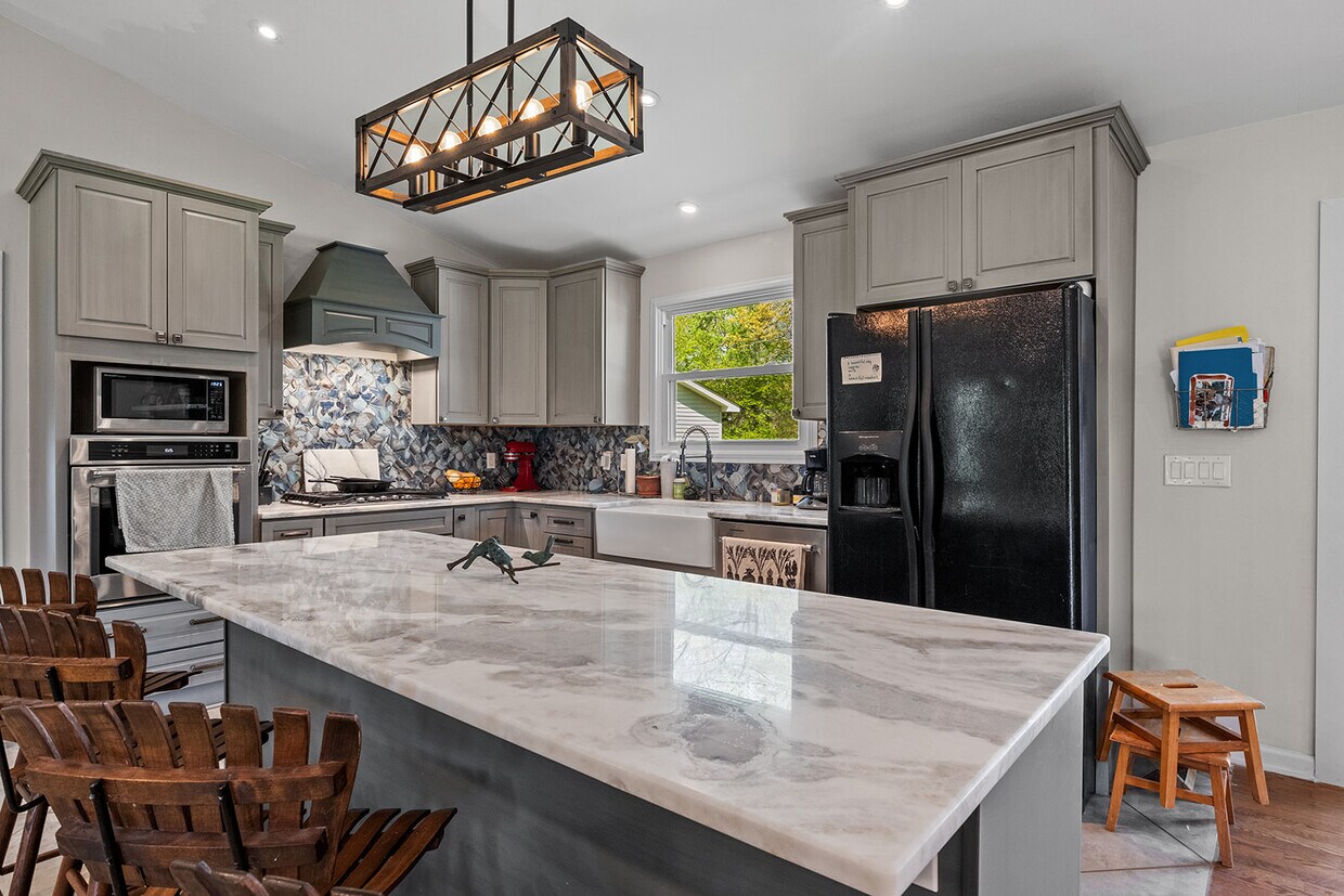 Lovely quartz countertops. - 358 Twin Oaks Dr