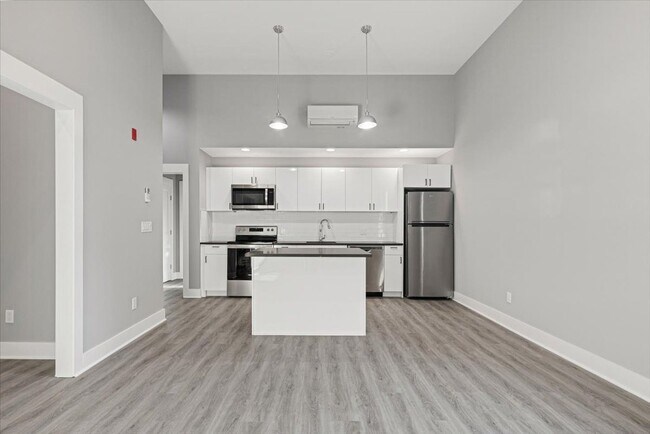 Building Photo - 47 Beekman Ave