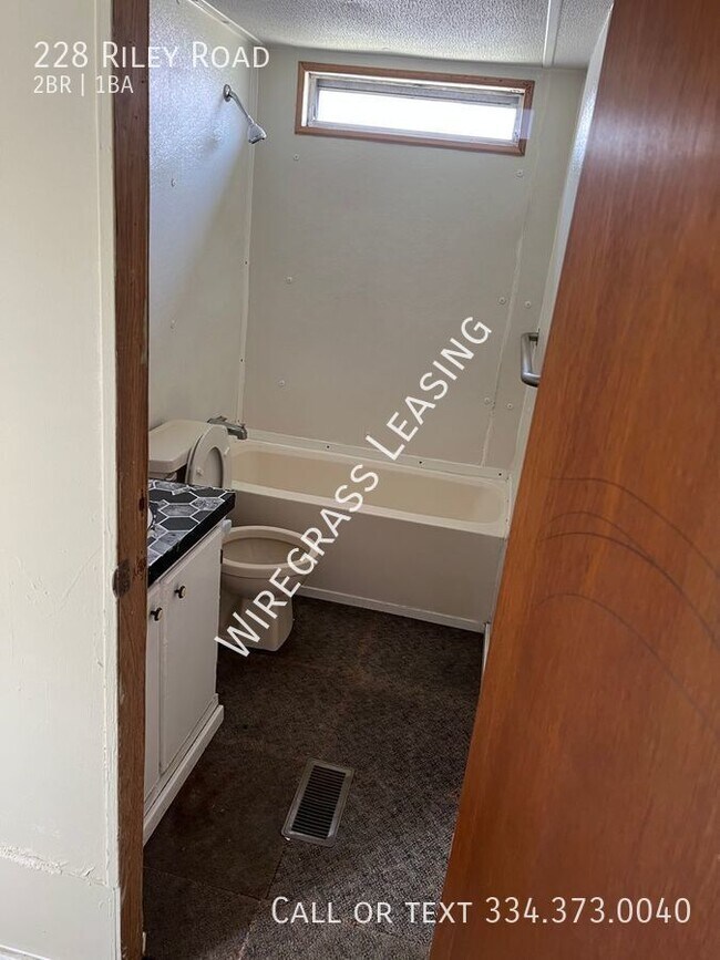 Foto del edificio - Rent to Own Mobile Home in Ozark, Alabama!