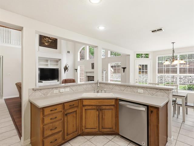 Foto del edificio - 8405 Arbor Creek Ln