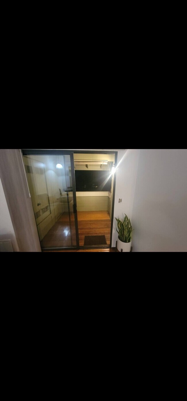 Foto del edificio - 7633 Arbor Creek Cir