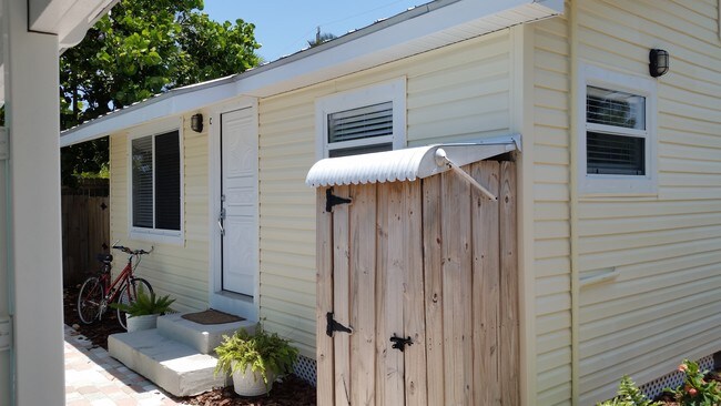 Foto del edificio - 2318 NE Sunny Acres Way