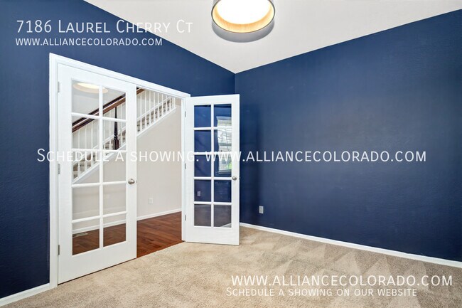 Foto del edificio - 7186 Laurel Cherry Ct