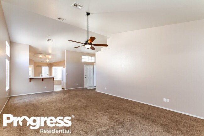 Foto del edificio - 3829 Fall Oaks Ct