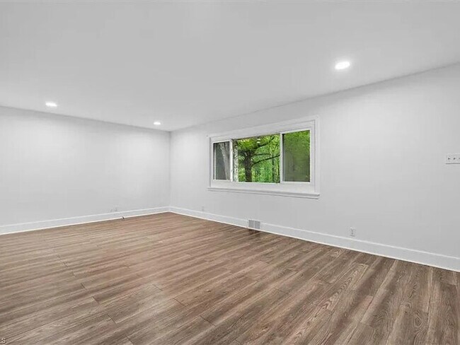 Building Photo - Earn Wealth While Leasing - Like a Homeowner - Lease to Own