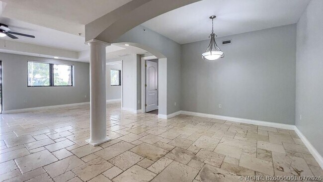 Foto del edificio - 4241 N Ocean Dr