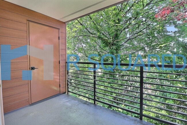 Foto del edificio - 12117 NE Bel Red Rd