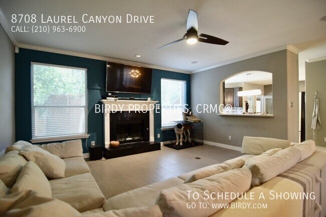 Foto del edificio - 8708 Laurel Canyon Dr
