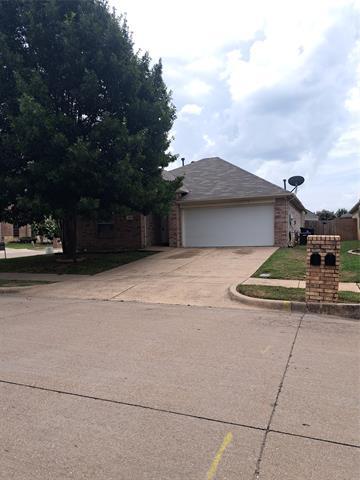 Building Photo - 400 Angler Dr