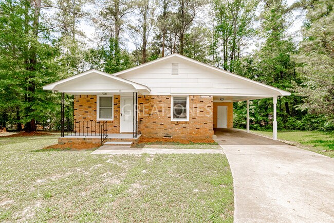 Building Photo - HOLIDAY SPECIAL! HALF OFF IF LEASE BY 11/30!