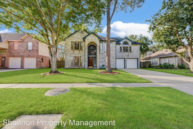 Foto del edificio - 3 br, 2.5 bath House - 2705 Potomac Dr
