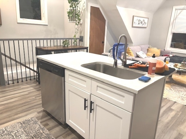 Foto del edificio - 2115 W Barry Ave