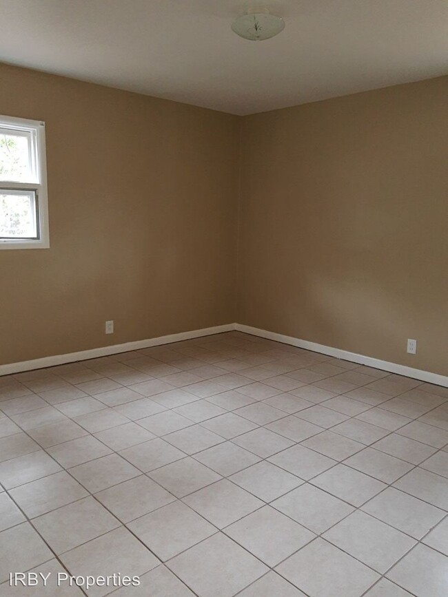 Building Photo - 3 br, 1 bath House - 5657 Renn Street