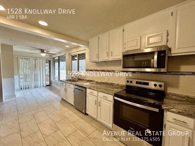 Foto del edificio - 1528 Knollway Dr