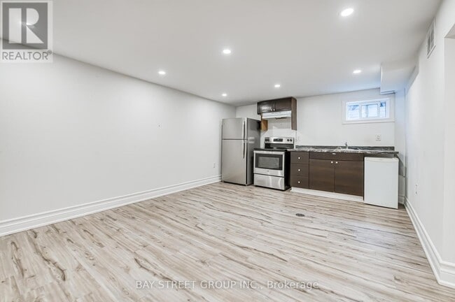 Building Photo - 99 Cherrywood Dr