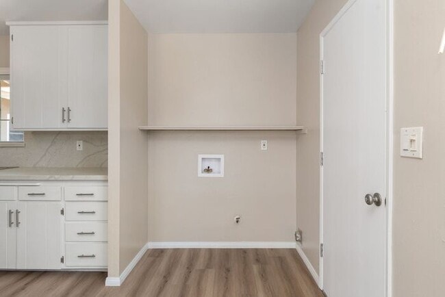 Foto del edificio - Gorgeous remodeled 3BR / 2BA house with a large yard available in Clairemont