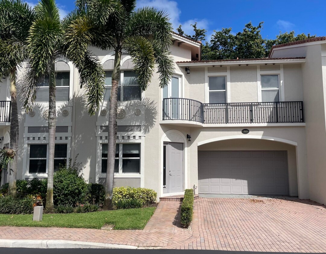 1825 Highland Grove Dr, Delray Beach, FL 33445 Townhouse for Rent in
