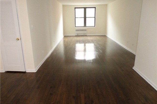 Foto del edificio - 1040 Neilson St