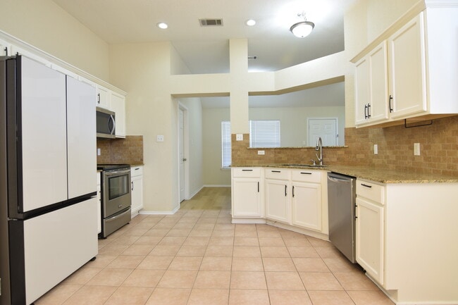Building Photo - 2620 Blue Meadow Dr