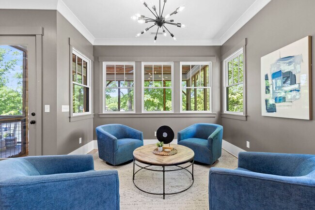 Foto del edificio - 4674 Lake Shore Rd N