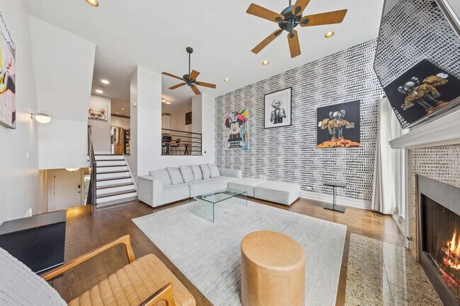 Foto del edificio - 657 N Carpenter St