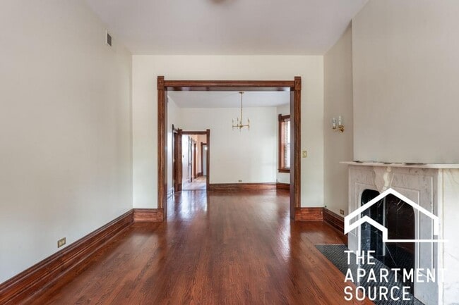 Foto del edificio - 2 bedroom in Chicago IL 60647