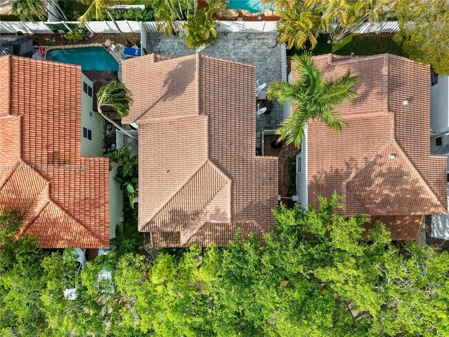 Foto del edificio - 876 Garnet Cir