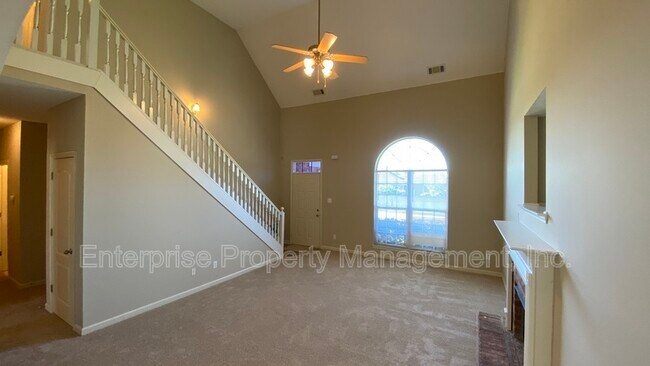 Building Photo - 10204 Sutton Ridge Ln