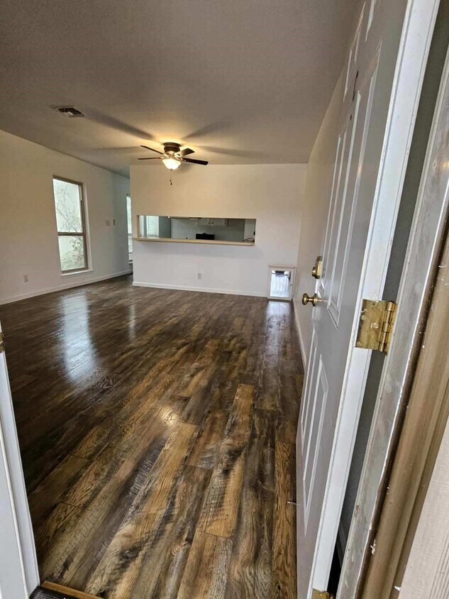 Foto principal - 1618 Wycombe St