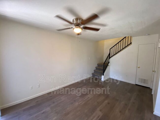 Foto del edificio - 286 W Palomino Dr