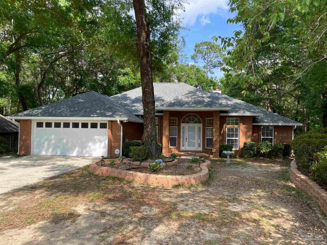 Foto principal - 941 Spring Creek Cir