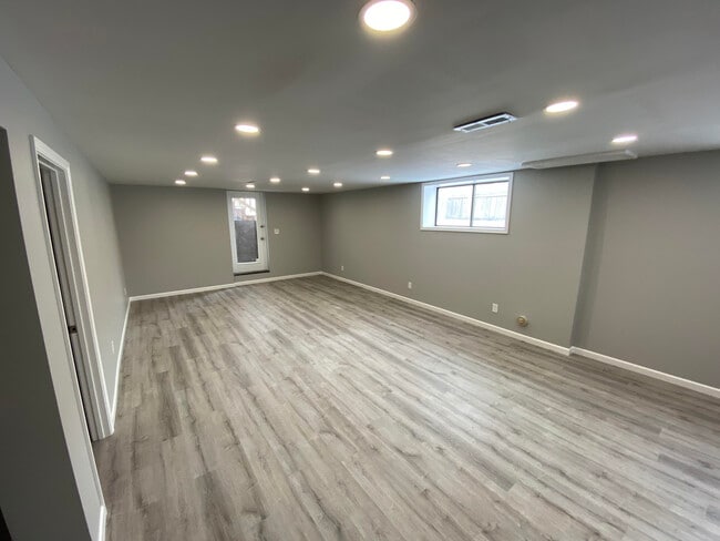 Completely finished lower level with walkout - 3526 Dinsmore Castle Dr