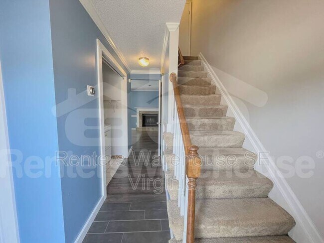 Building Photo - 4641 Merrimac Ln