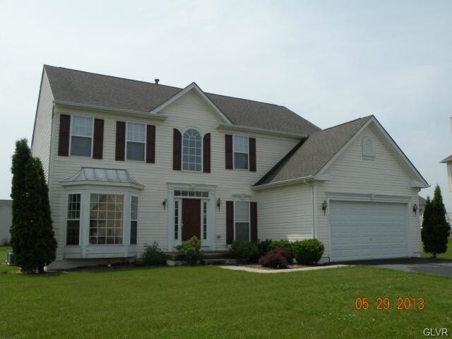 Building Photo - 3120 Fox Hill Rd