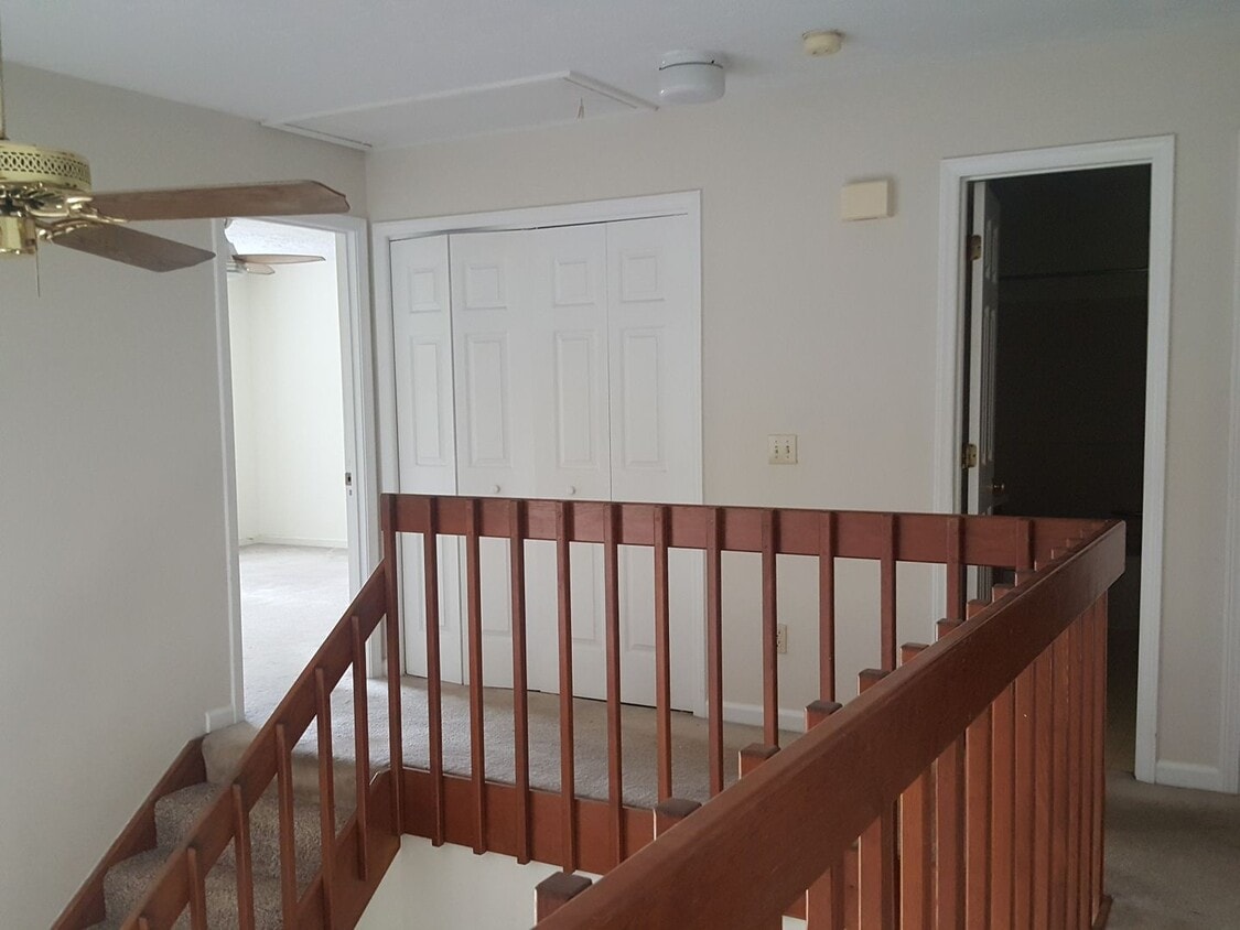 Photo - 113 Silverleaf Lane