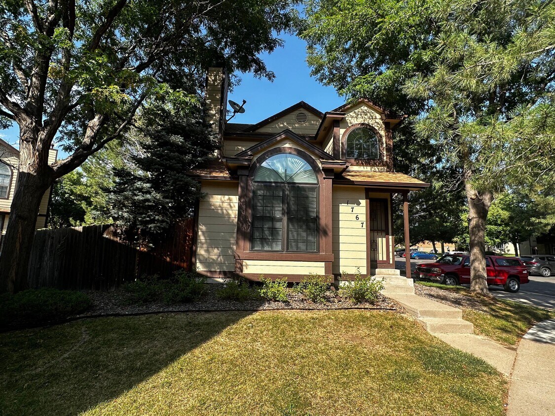 Foto principal - 1767 S Pitkin Cir