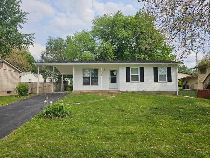 Primary Photo - HALF OFF FIST MONTH'S RENT!