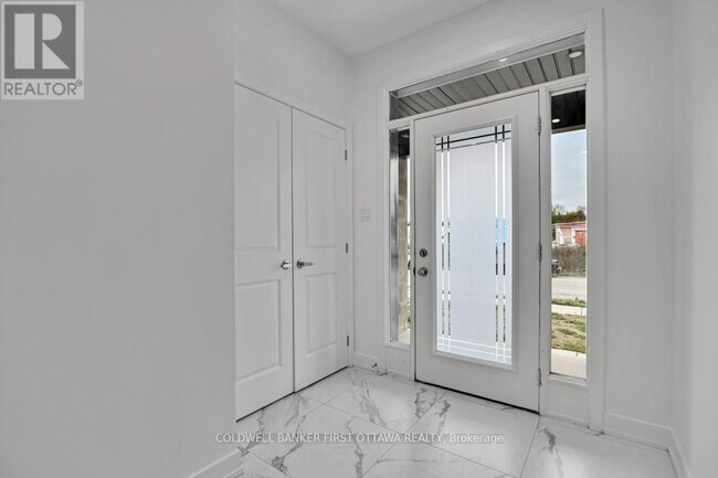 Photo du bâtiment - 2305 Goldhawk Dr