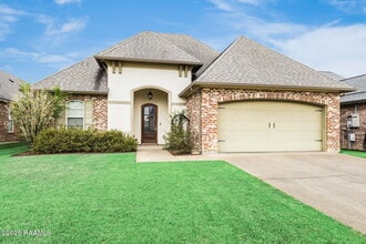 Building Photo - 215 Capstone Crossing