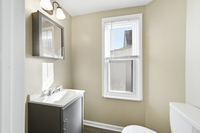 Foto del edificio - 24236 Shakespeare Ave