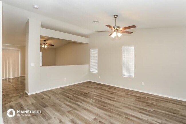 Foto del edificio - 2921 MEADOW FLOWER AVE, NORTH LAS VEGAS, N...
