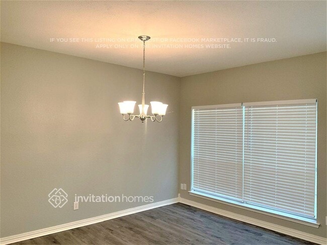 Foto del edificio - 406 Faircrest Dr