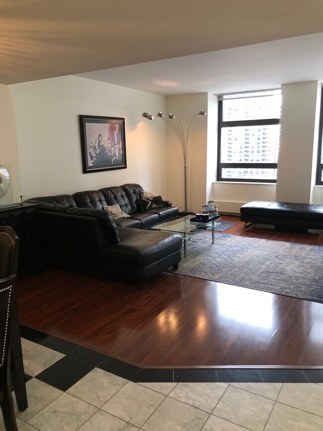 Foto del edificio - 680 N Lake Shore Dr