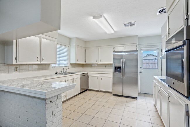 Foto del edificio - 4842 Ponderosa Dr
