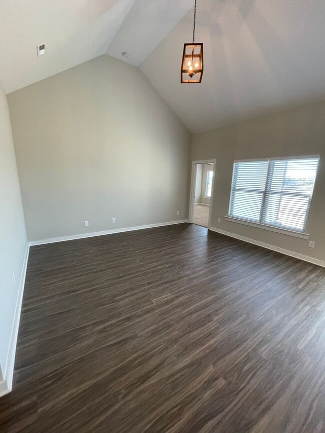 Building Photo - Home for Rent in Cullman, AL...View with 4...
